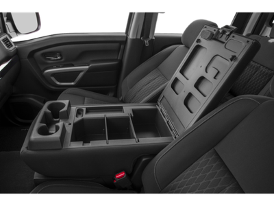 2018 Nissan Titan 4x4 Crew Cab SV