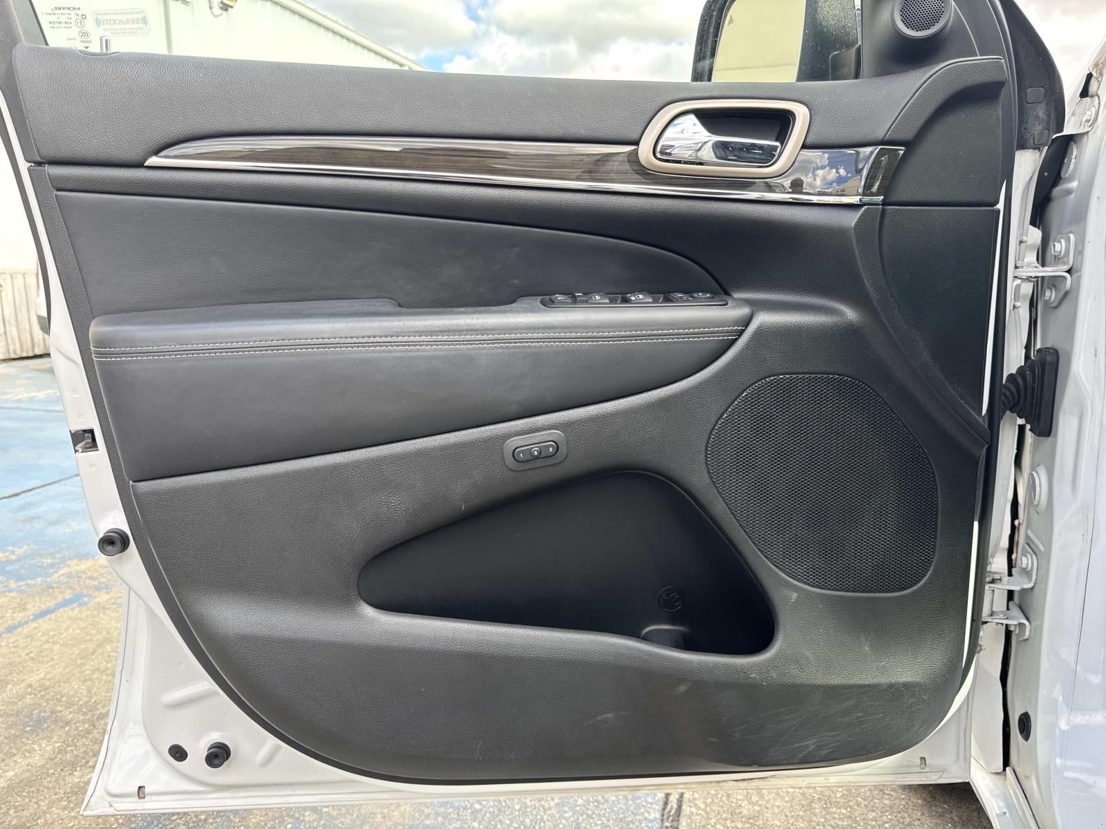 2015 Jeep Grand Cherokee RWD 4dr Overland