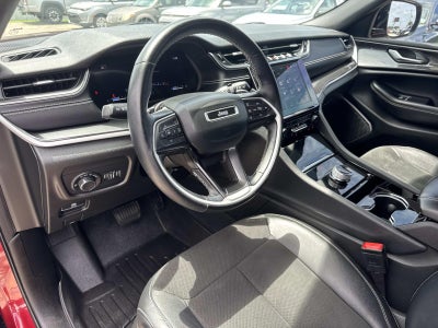 2022 Jeep Grand Cherokee L Altitude 4x2