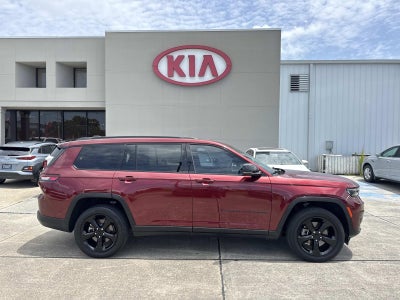 2022 Jeep Grand Cherokee L Altitude 4x2