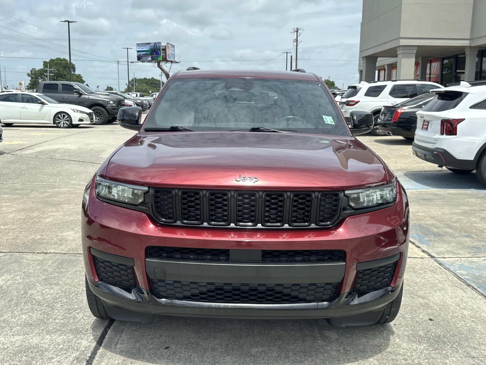 2022 Jeep Grand Cherokee L Altitude 4x2