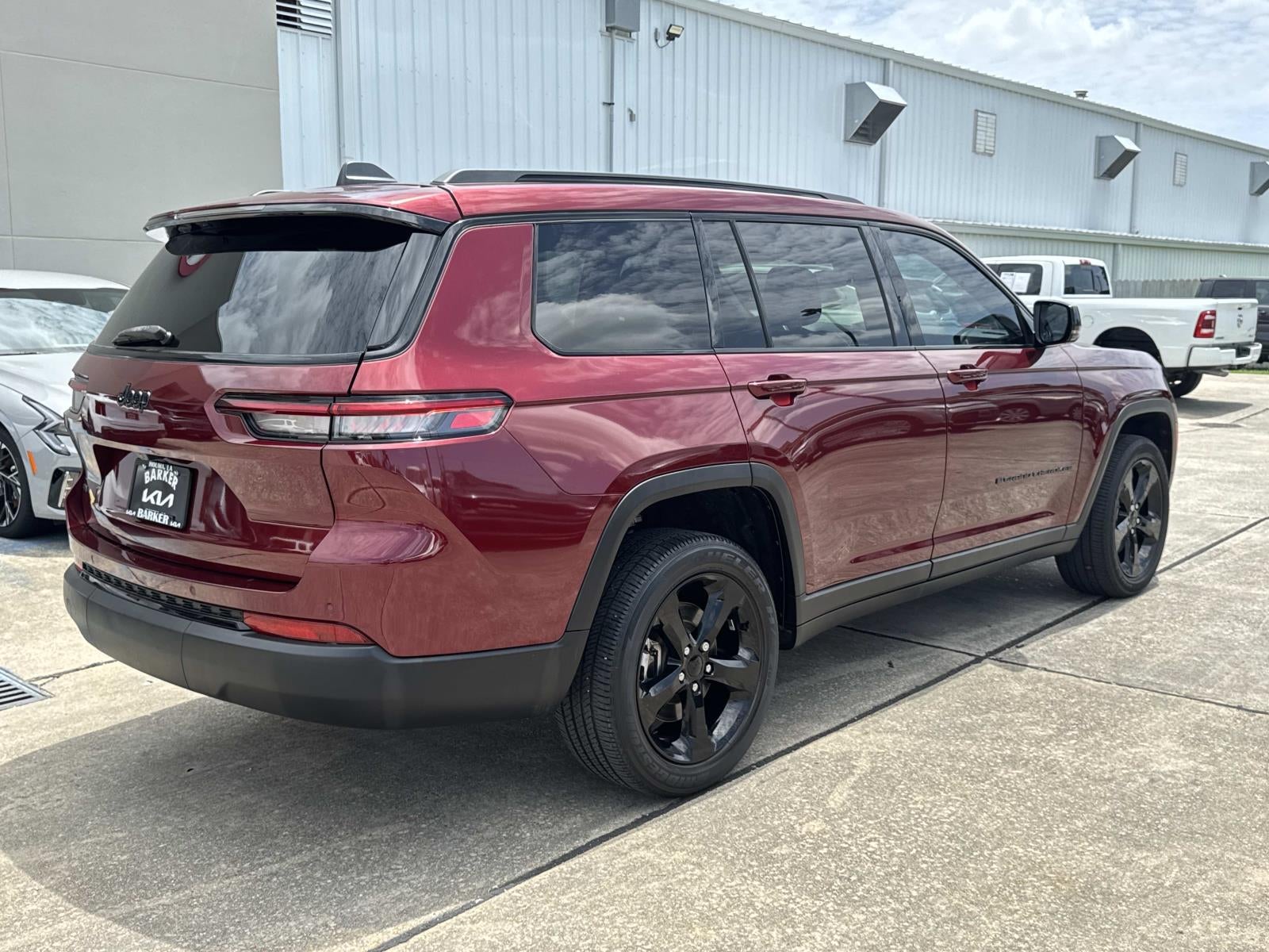 2022 Jeep Grand Cherokee L Altitude 4x2