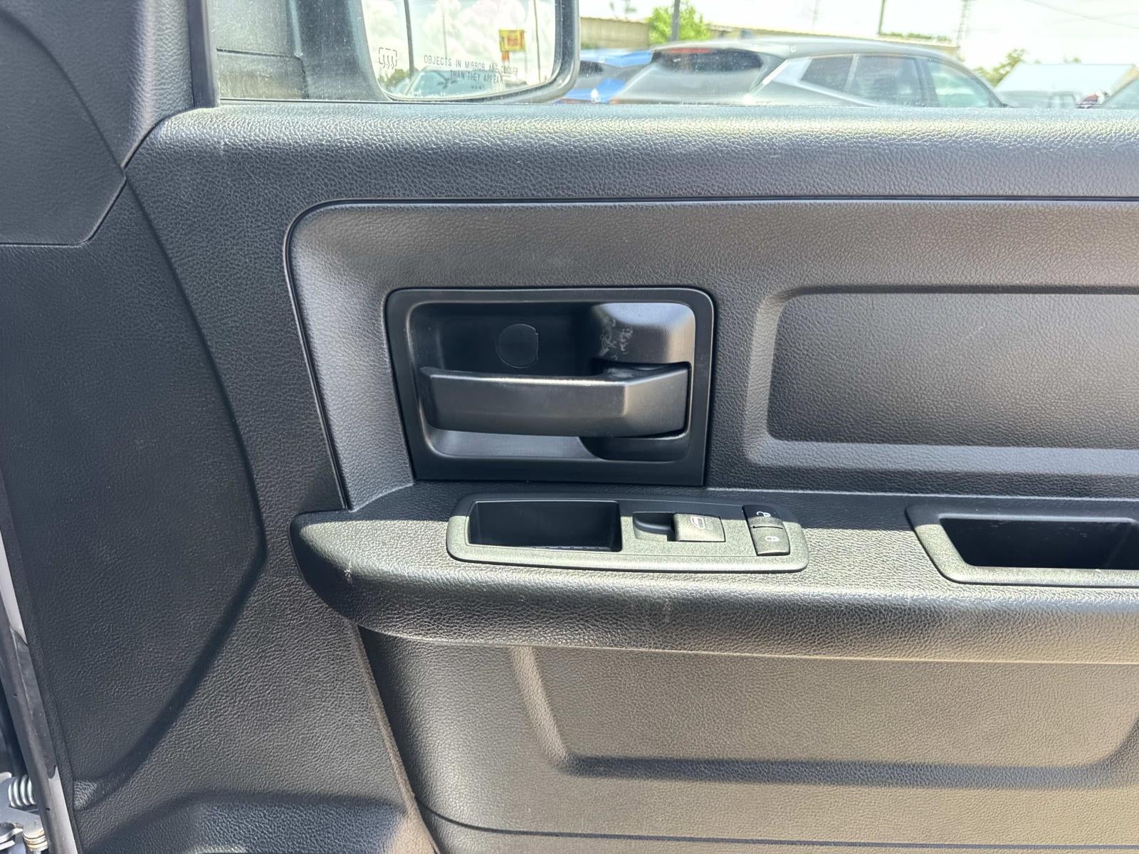 2019 RAM 1500 Classic Tradesman 4x2 Quad Cab 6'4 Box