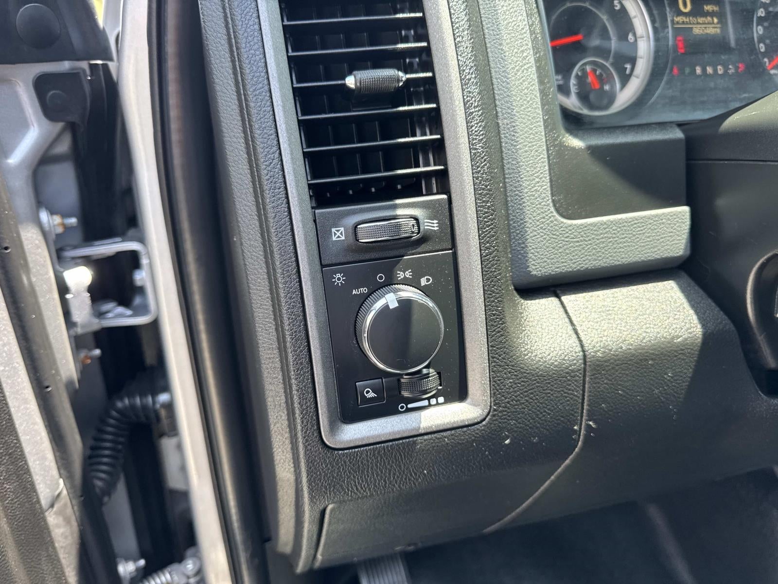 2019 RAM 1500 Classic Tradesman 4x2 Quad Cab 6'4 Box