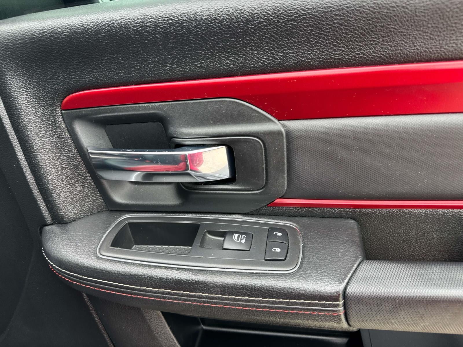 2018 RAM 1500 Rebel 4x4 Crew Cab 5'7 Box
