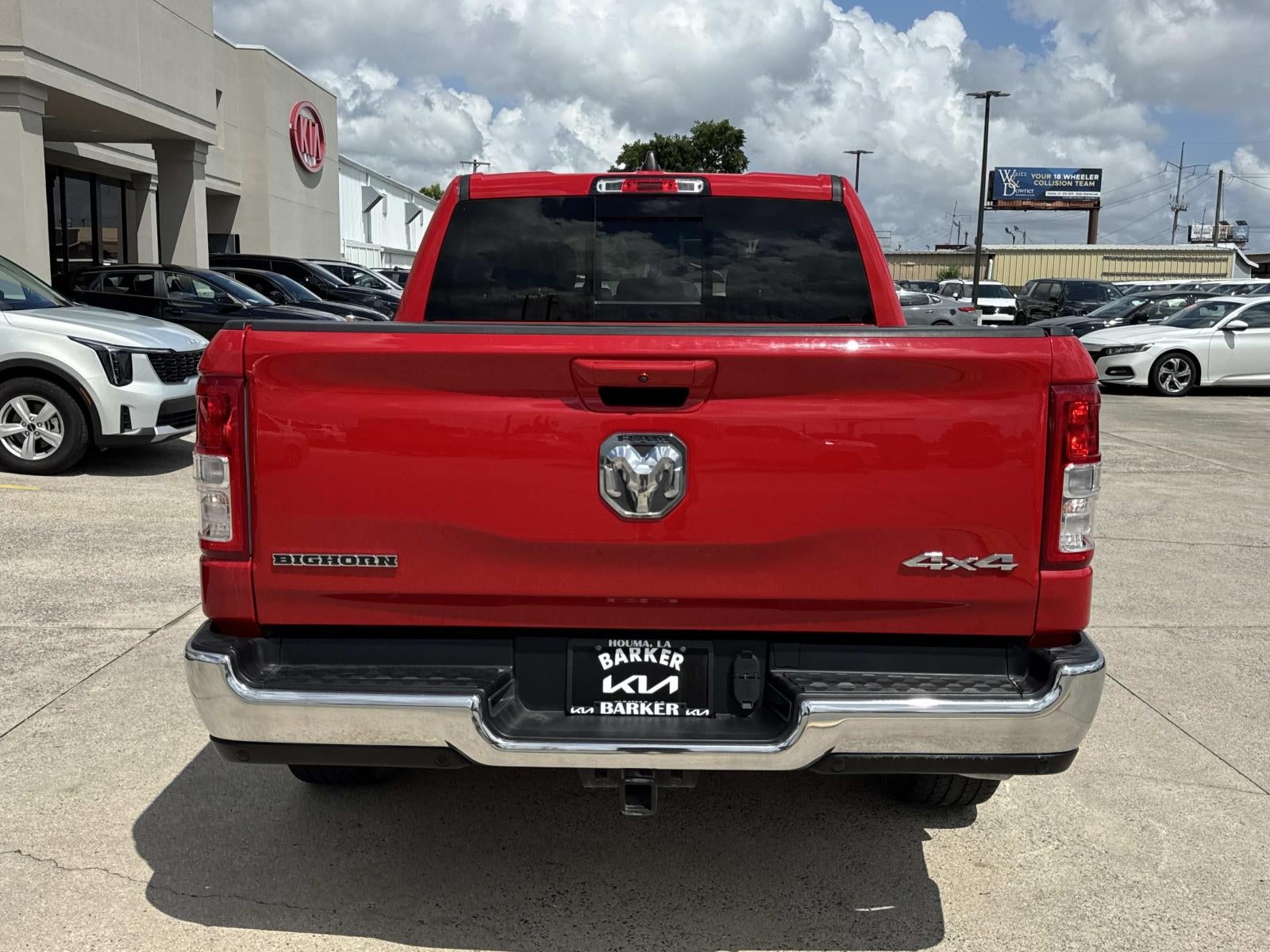 2022 RAM 1500 Big Horn 4x4 Crew Cab 5'7 Box