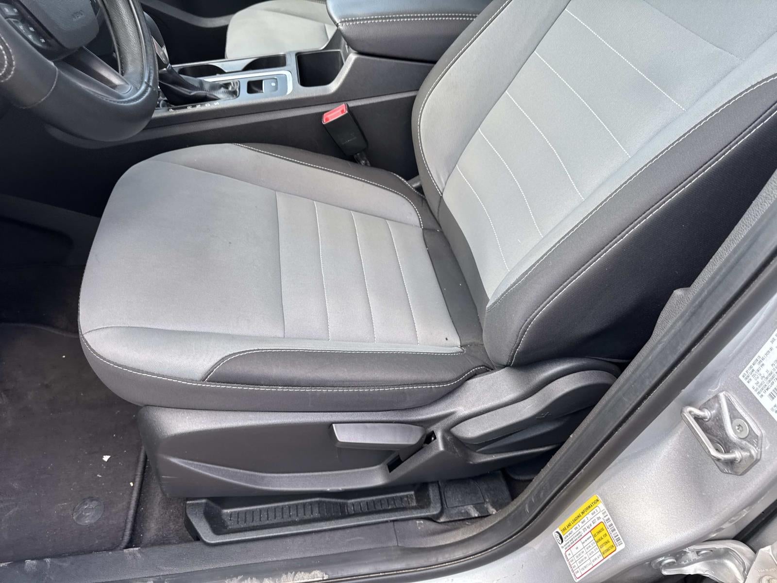 2019 Ford Escape S FWD