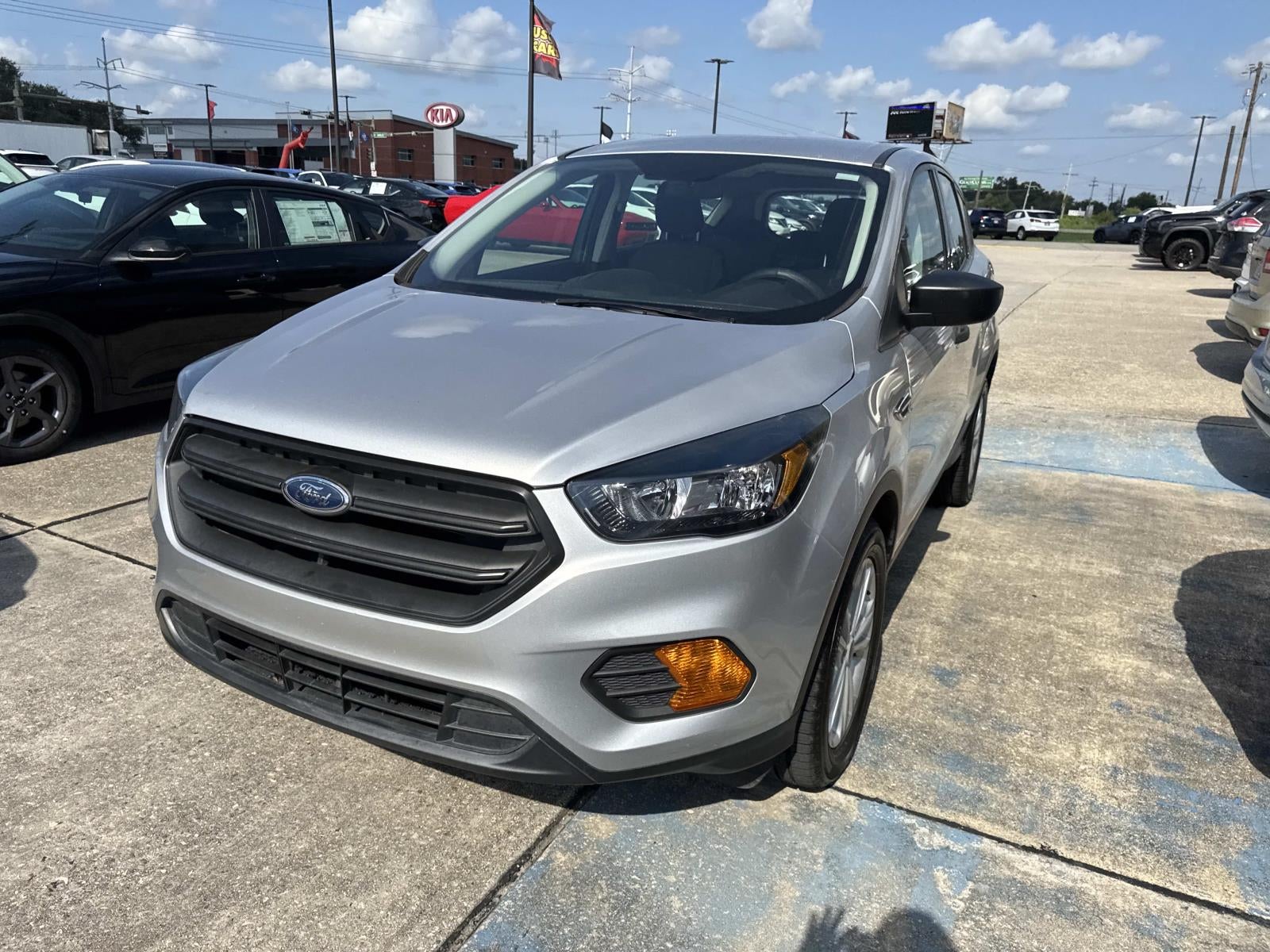 2019 Ford Escape S FWD
