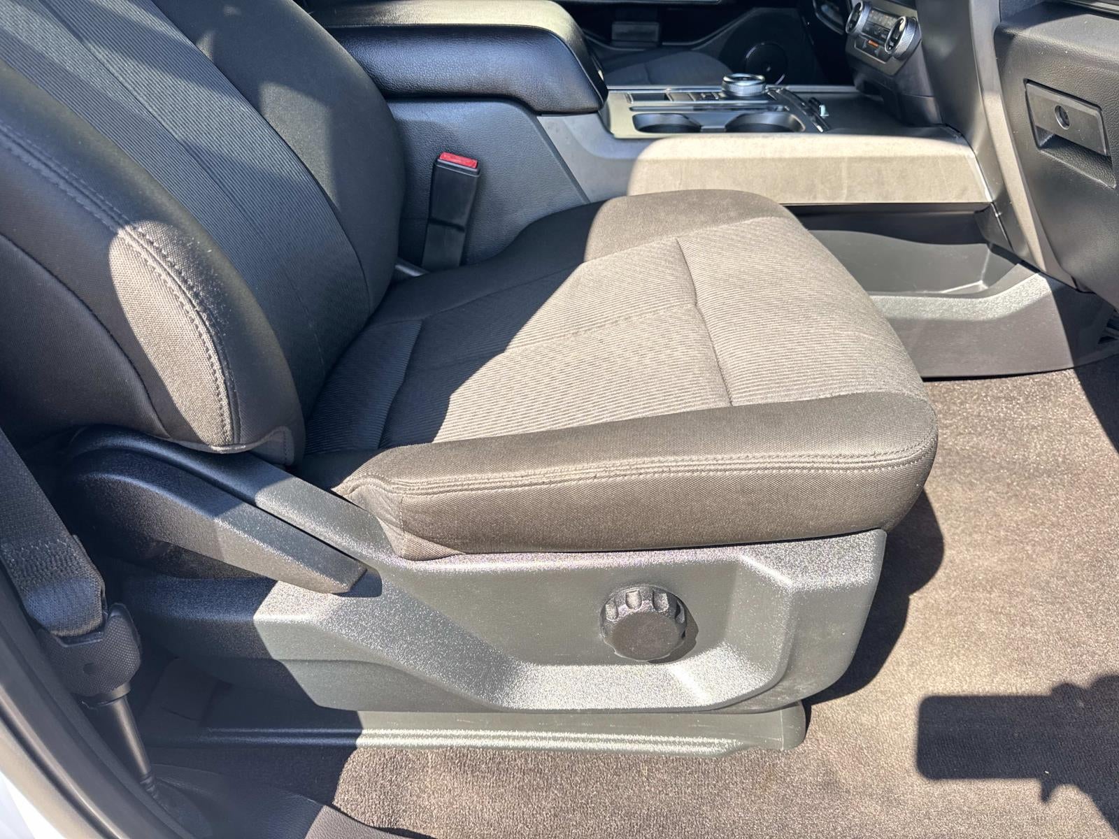 2021 Ford Expedition Max XLT 4x2