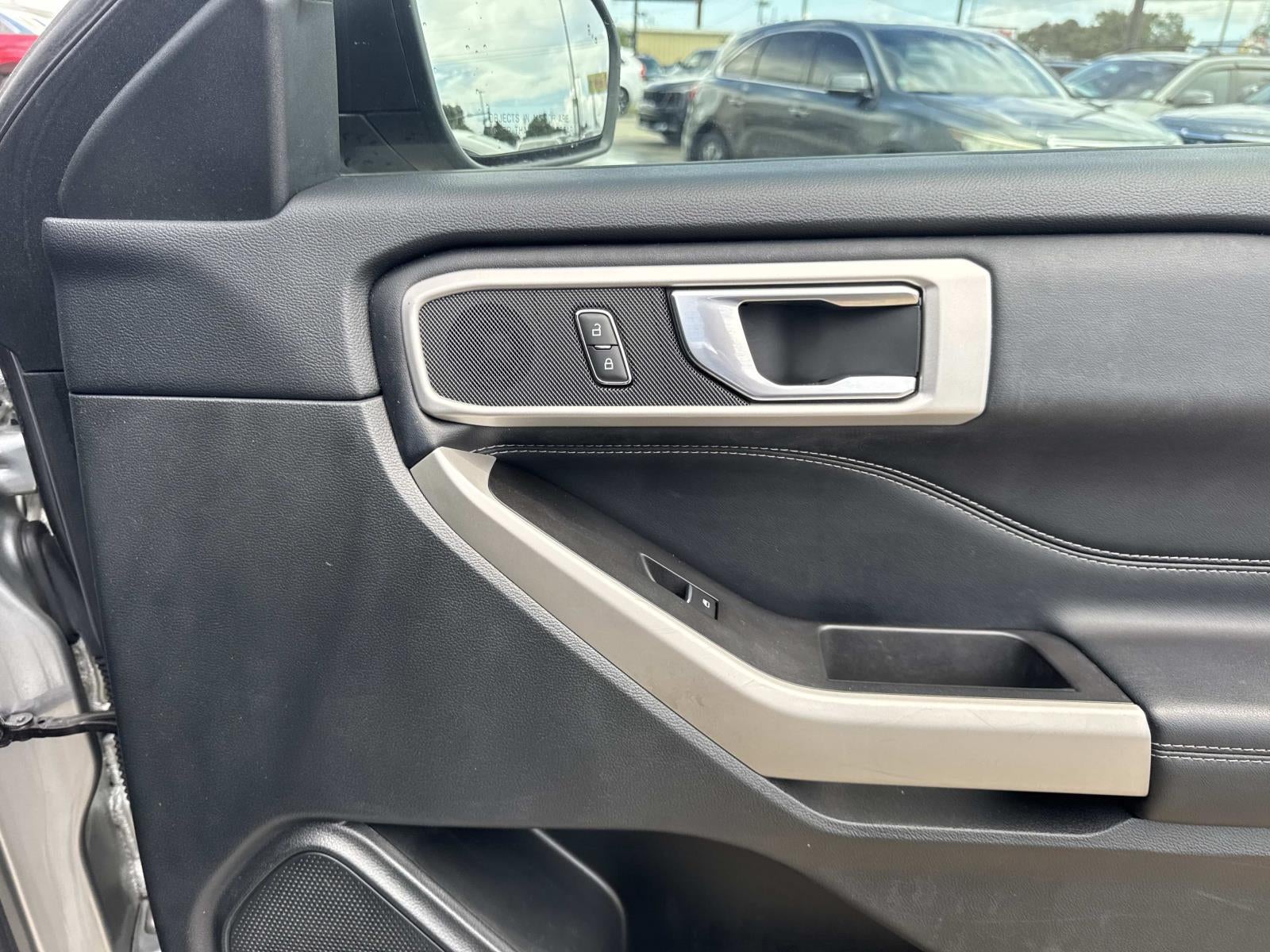 2022 Ford Explorer XLT RWD