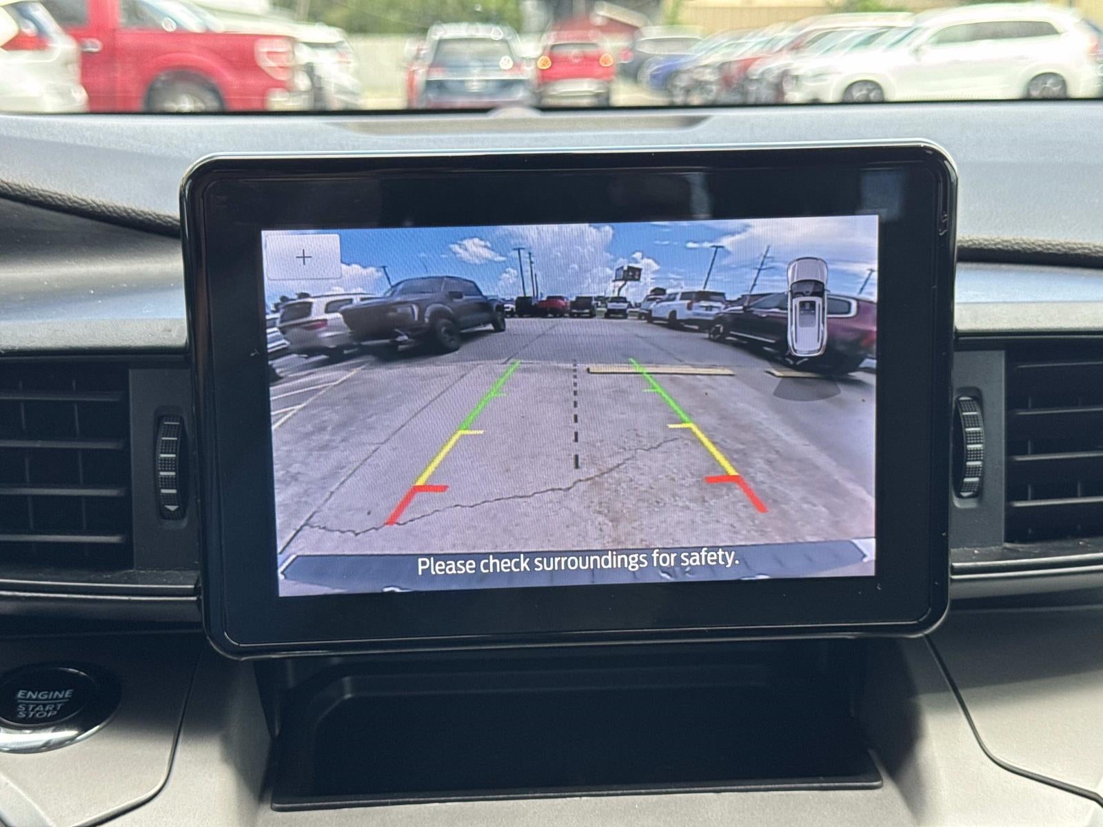 2022 Ford Explorer XLT RWD