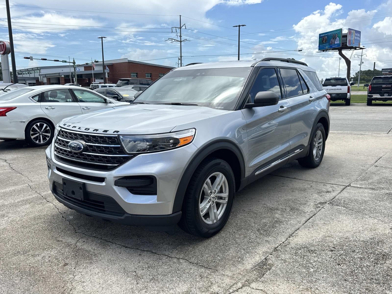 2022 Ford Explorer XLT RWD