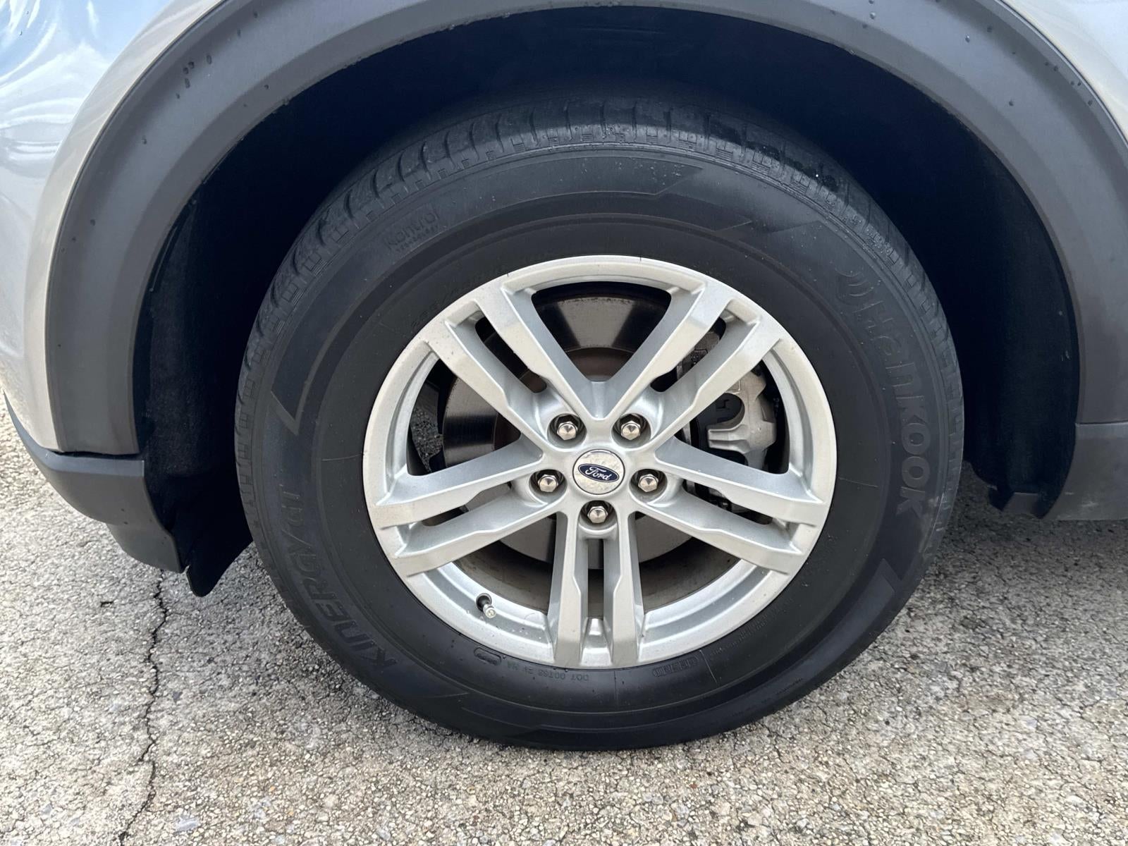 2022 Ford Explorer XLT RWD