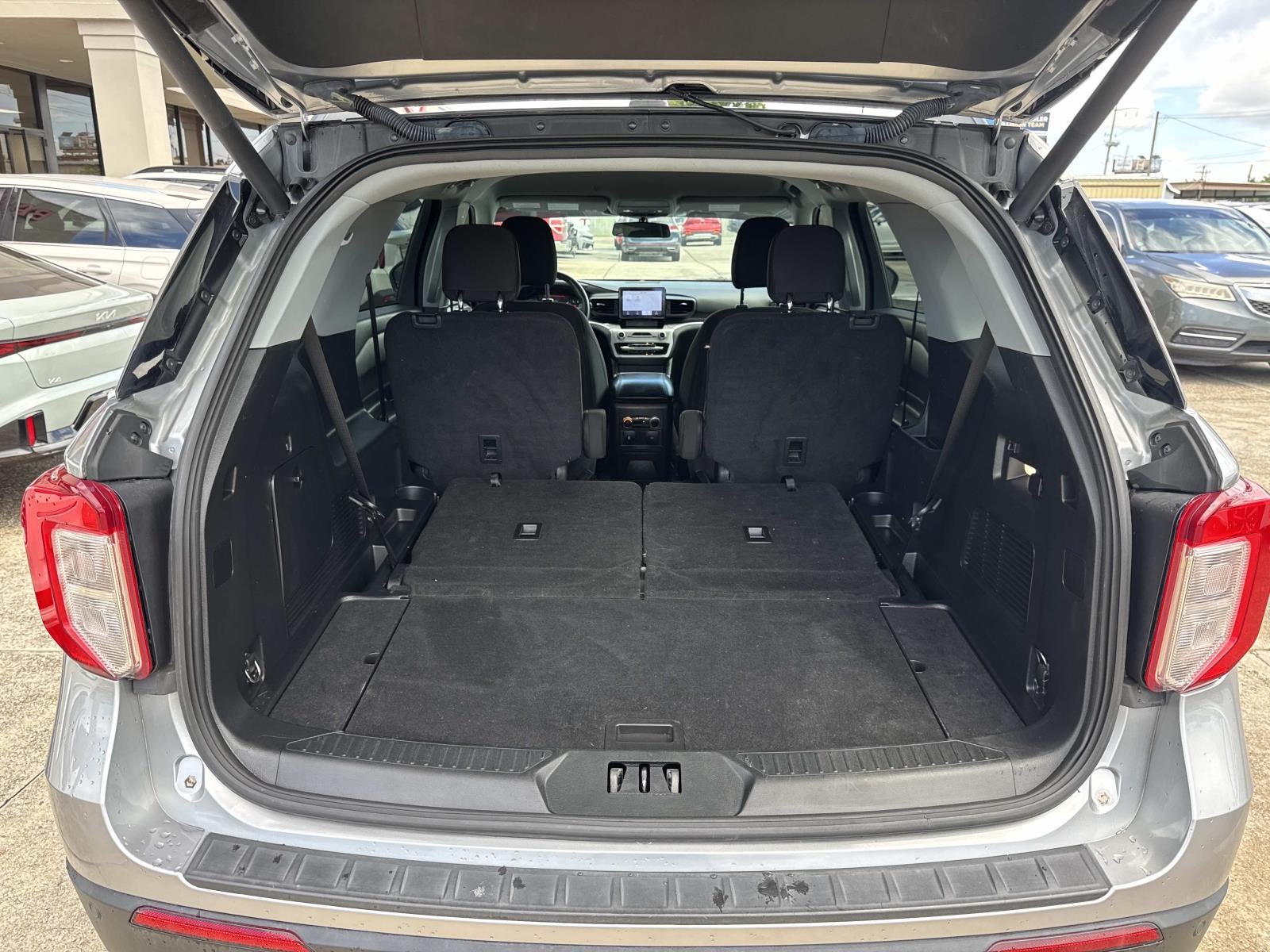 2022 Ford Explorer XLT RWD