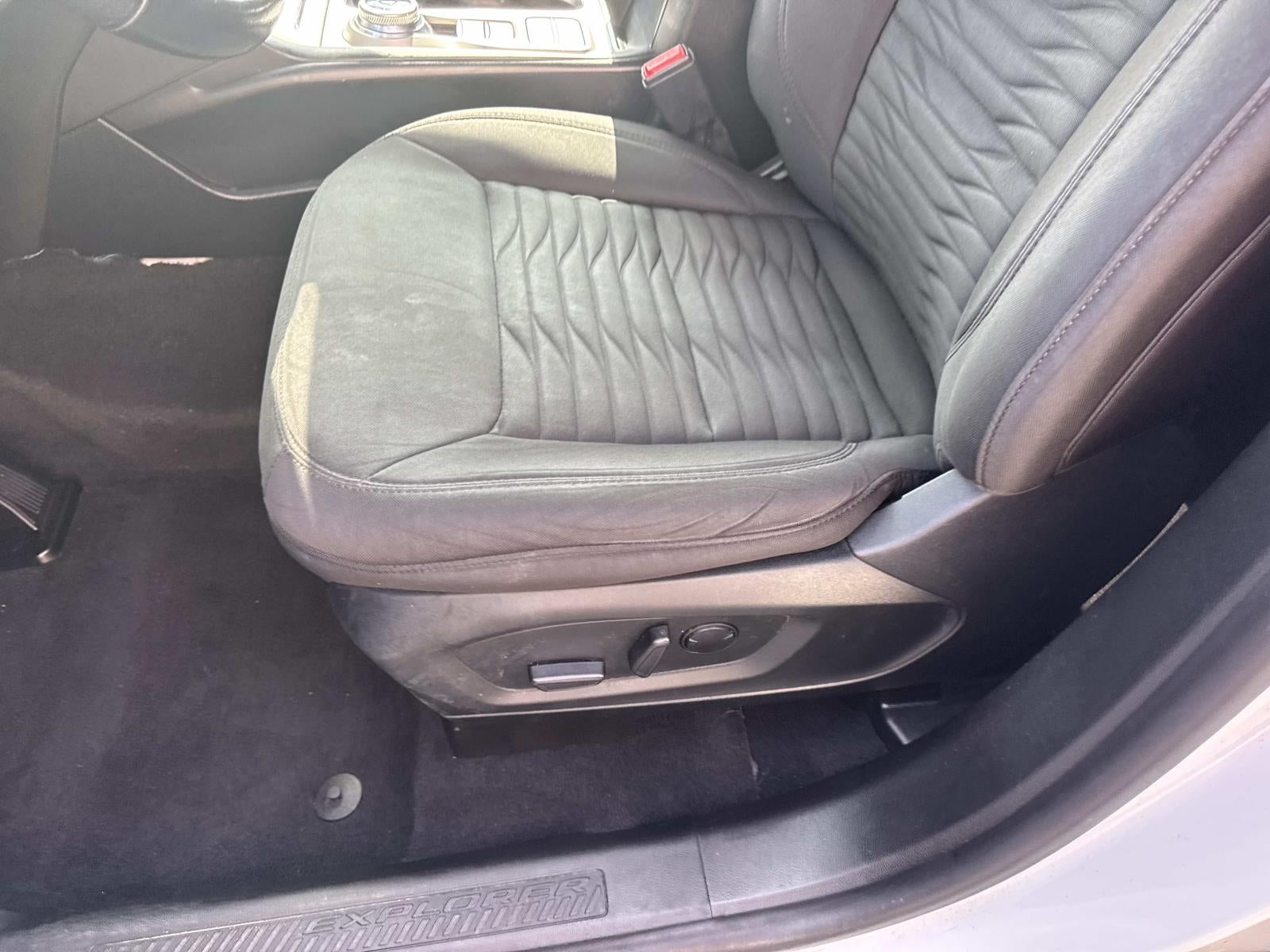 2021 Ford Explorer XLT RWD