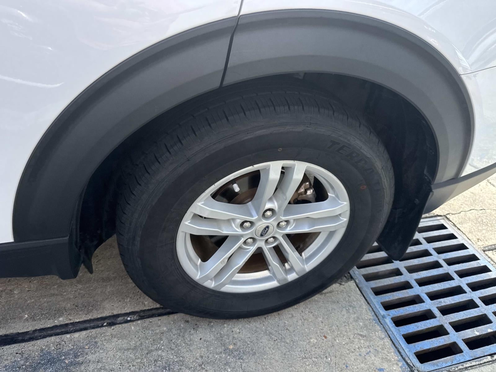 2021 Ford Explorer XLT RWD