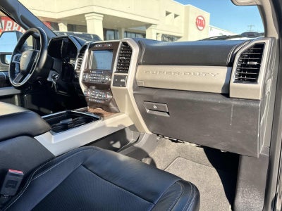 2019 Ford Super Duty F-250 SRW LARIAT 4WD Crew Cab 6.75' Box