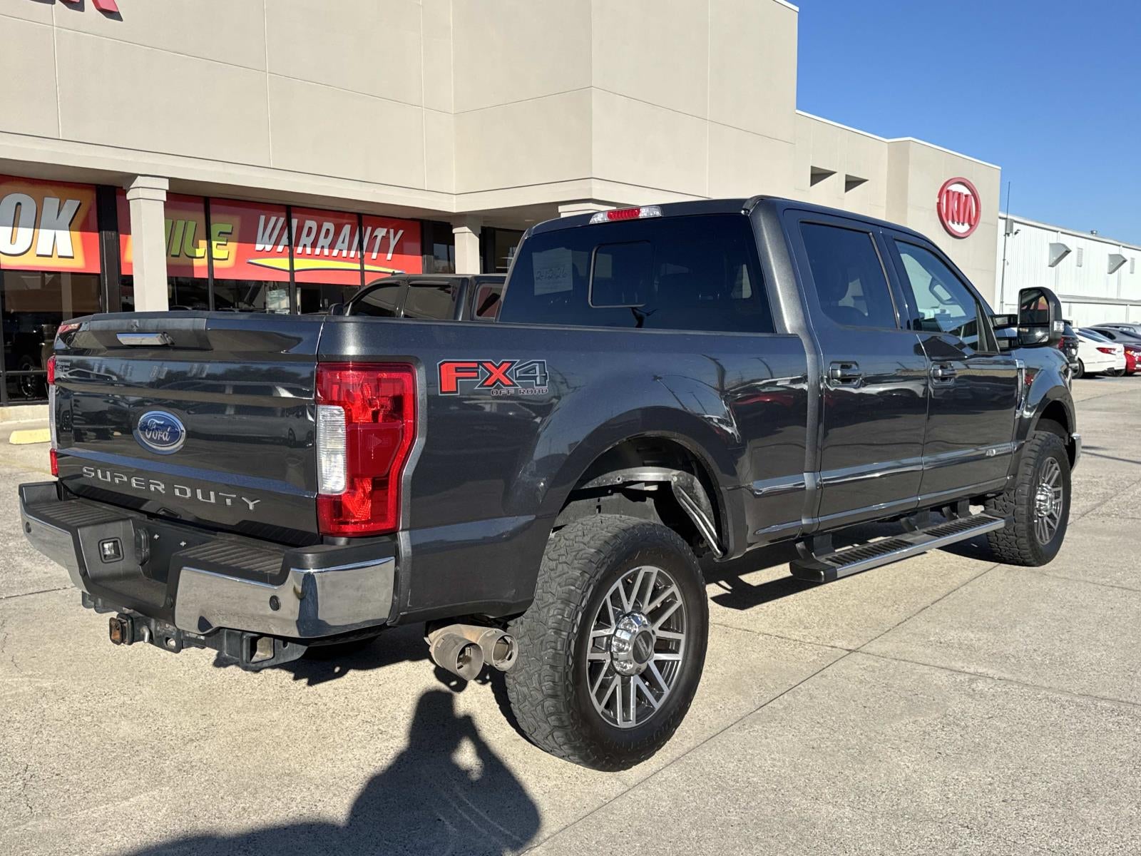 2019 Ford Super Duty F-250 SRW LARIAT 4WD Crew Cab 6.75' Box