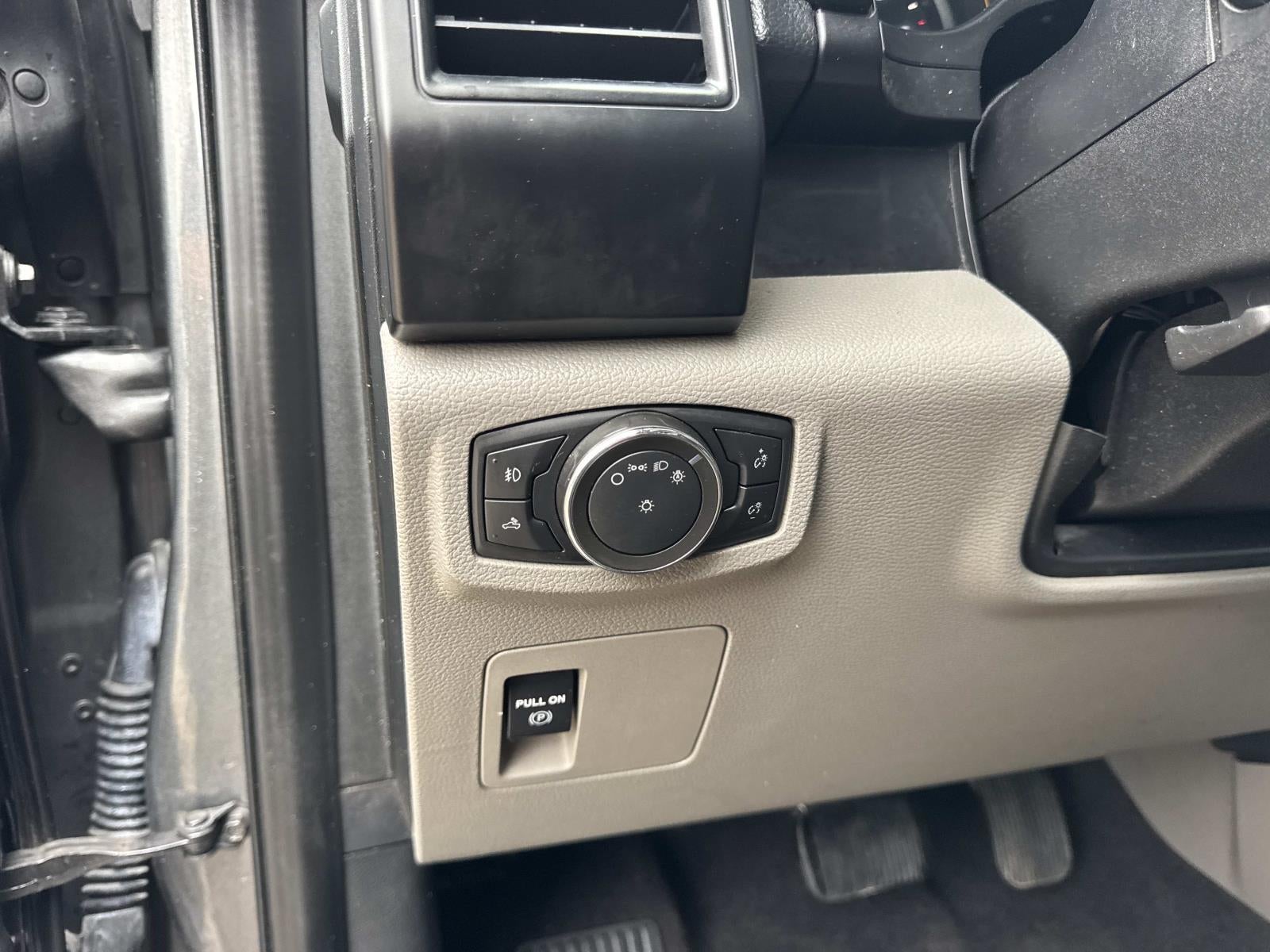 2020 Ford F-150 XL 2WD SuperCrew 5.5' Box
