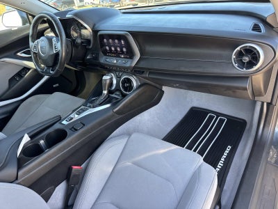 2021 Chevrolet Camaro 2dr Cpe 1LT