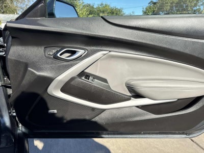2021 Chevrolet Camaro 2dr Cpe 1LT