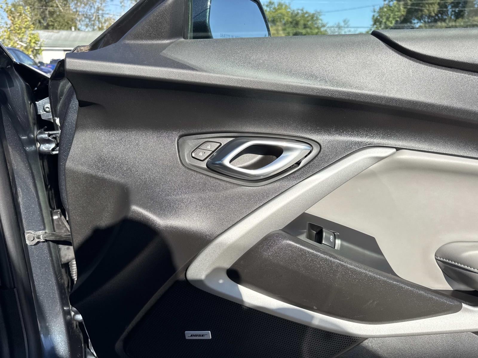 2021 Chevrolet Camaro 2dr Cpe 1LT