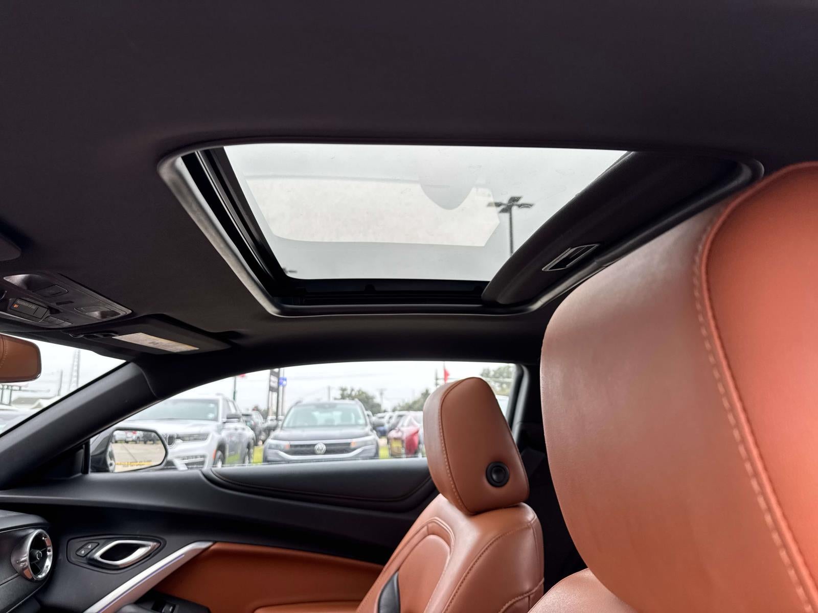 2018 Chevrolet Camaro 2dr Cpe 2LT