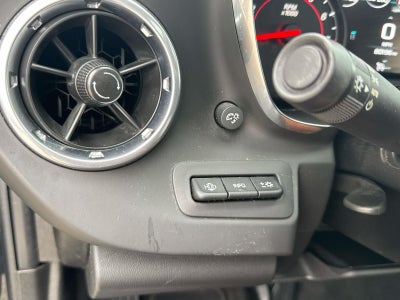 2018 Chevrolet Camaro 2dr Cpe 2LT