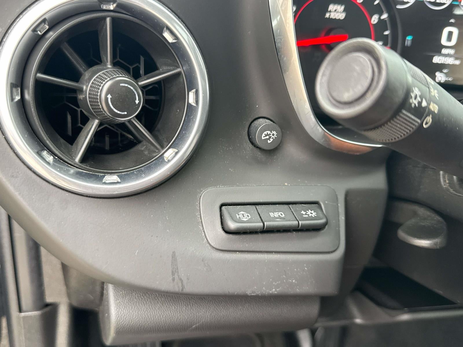 2018 Chevrolet Camaro 2dr Cpe 2LT