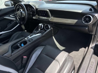 2020 Chevrolet Camaro 2dr Cpe 2LT