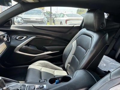 2020 Chevrolet Camaro 2dr Cpe 2LT