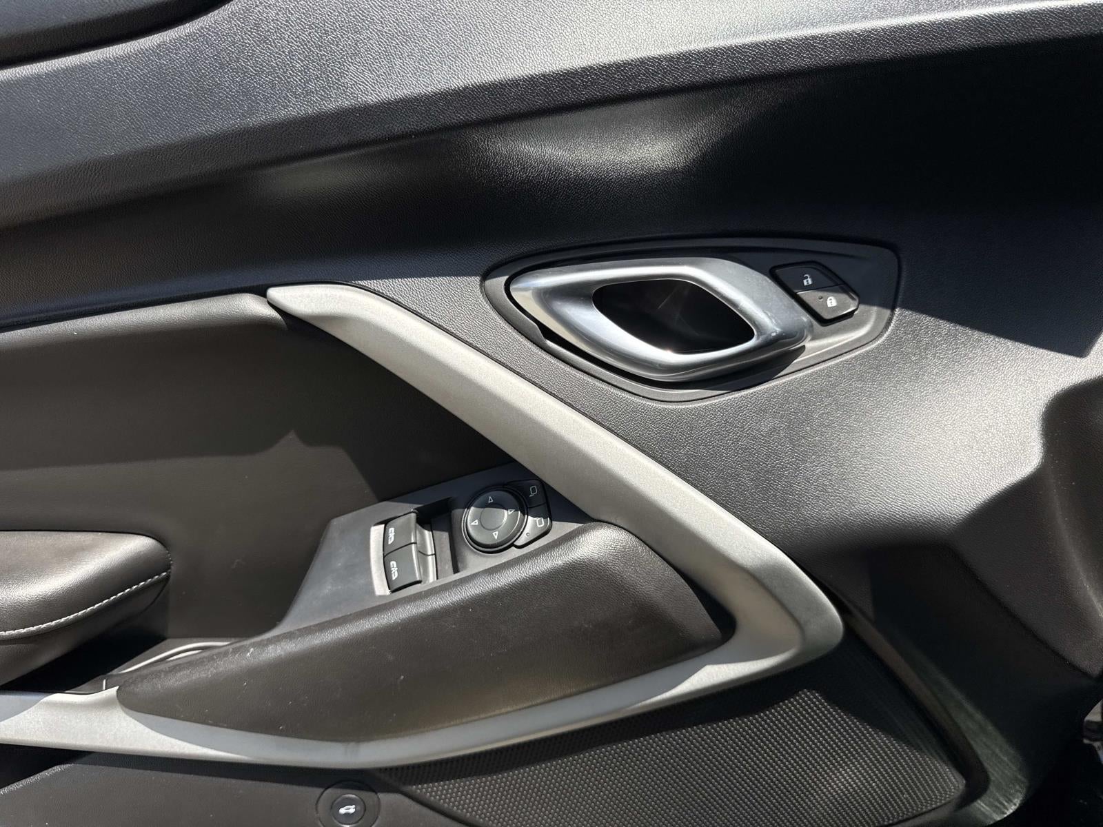 2020 Chevrolet Camaro 2dr Cpe 2LT