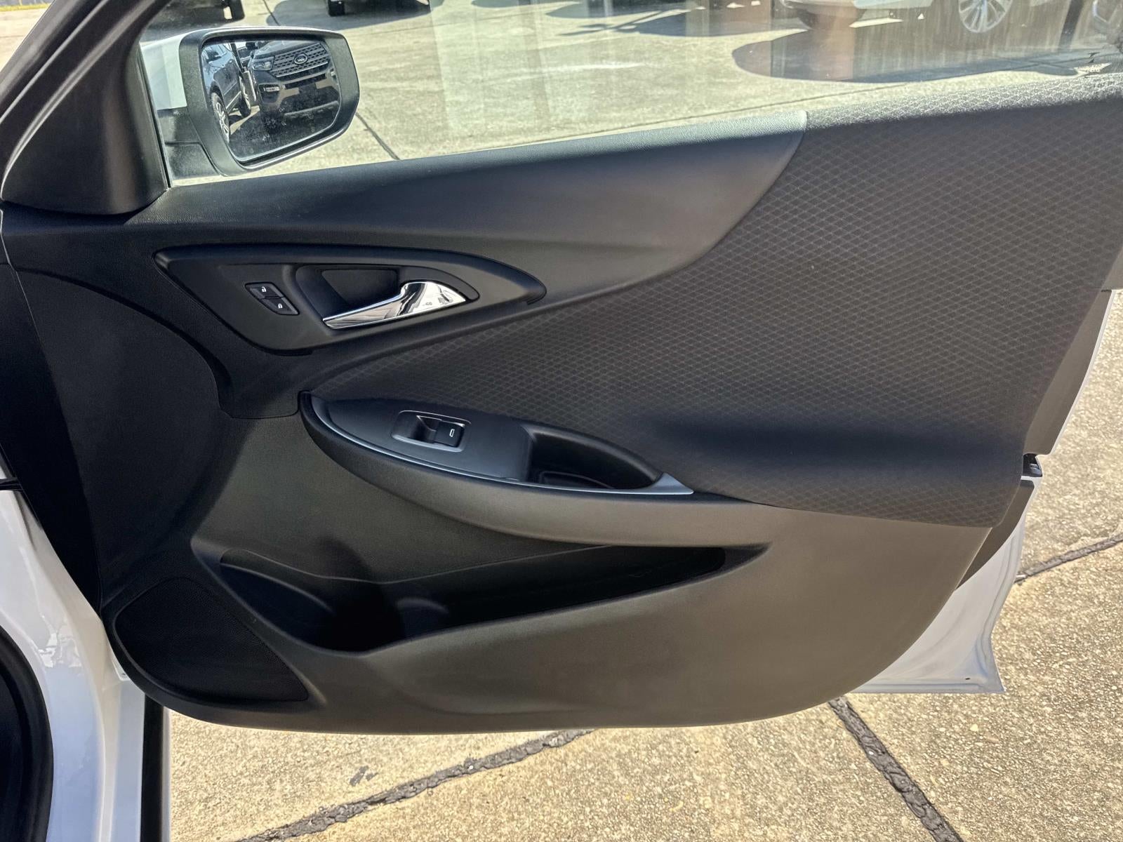 2023 Chevrolet Malibu 4dr Sdn 1LT