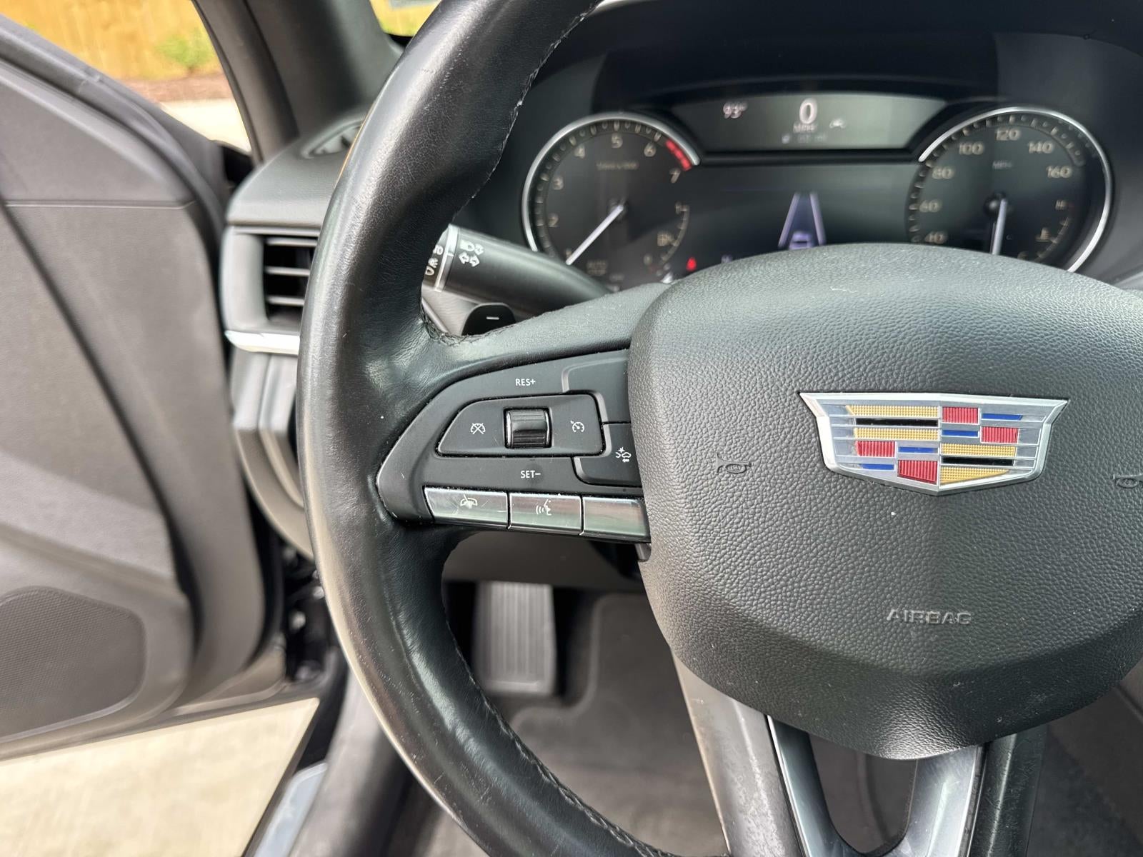 2022 Cadillac CT4 4dr Sdn Luxury