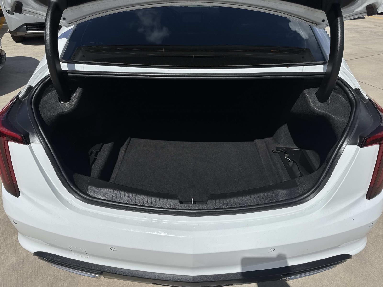 2023 Cadillac CT5 4dr Sdn Premium Luxury