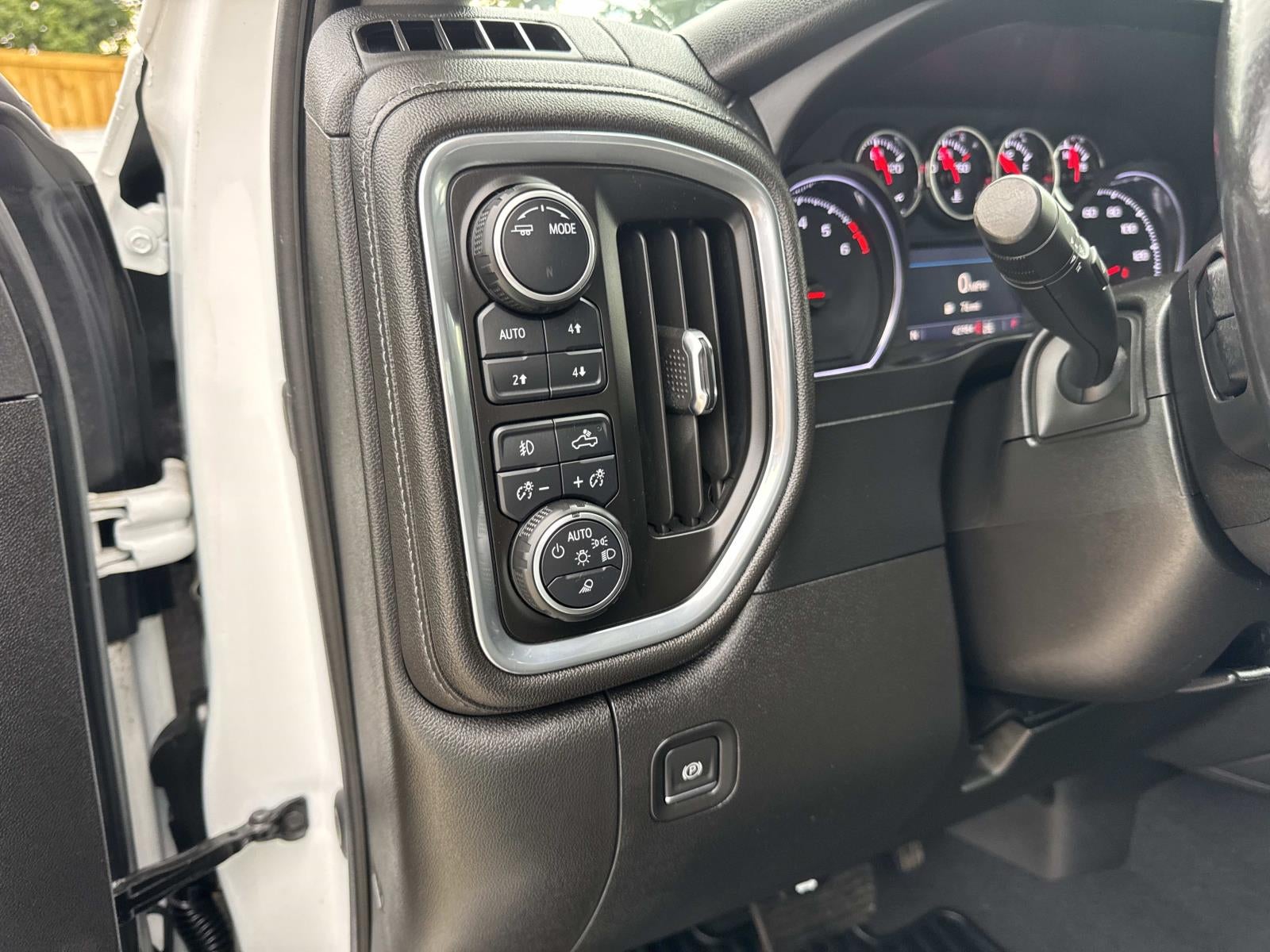 2022 Chevrolet Silverado 2500HD 4WD Double Cab 149 LT