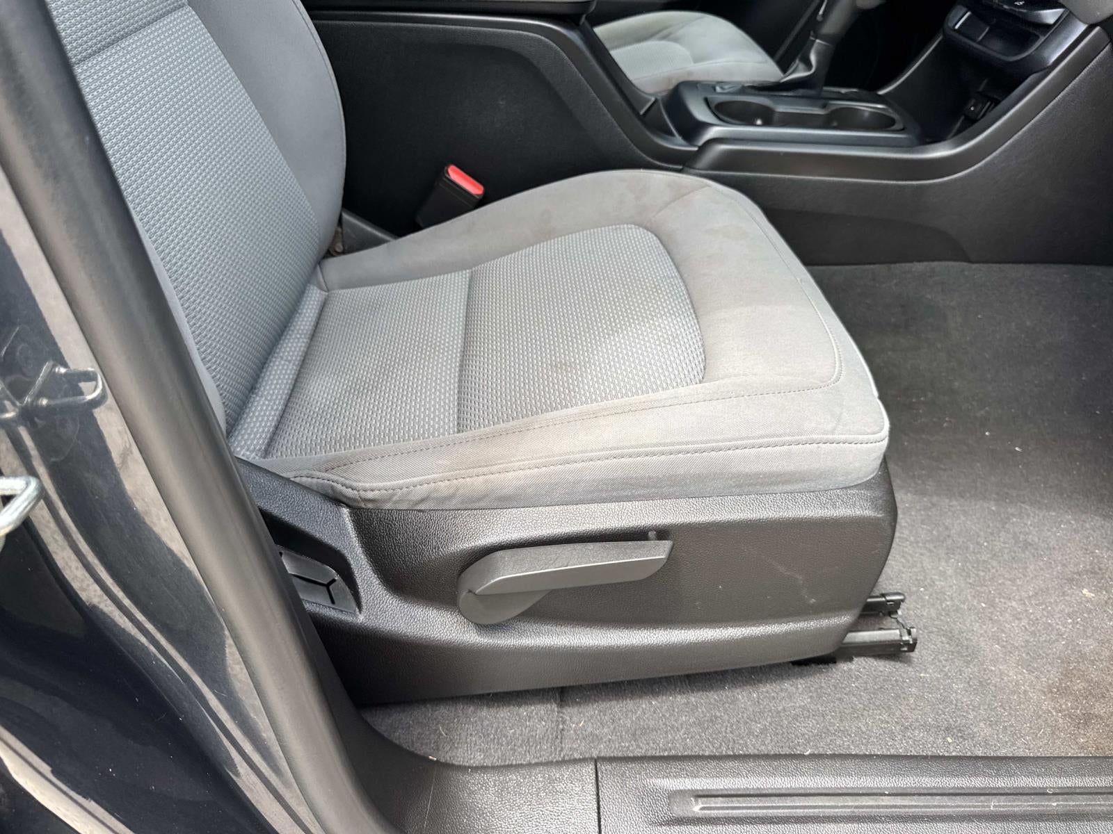 2019 Chevrolet Colorado 2WD Crew Cab 128.3 Work Truck