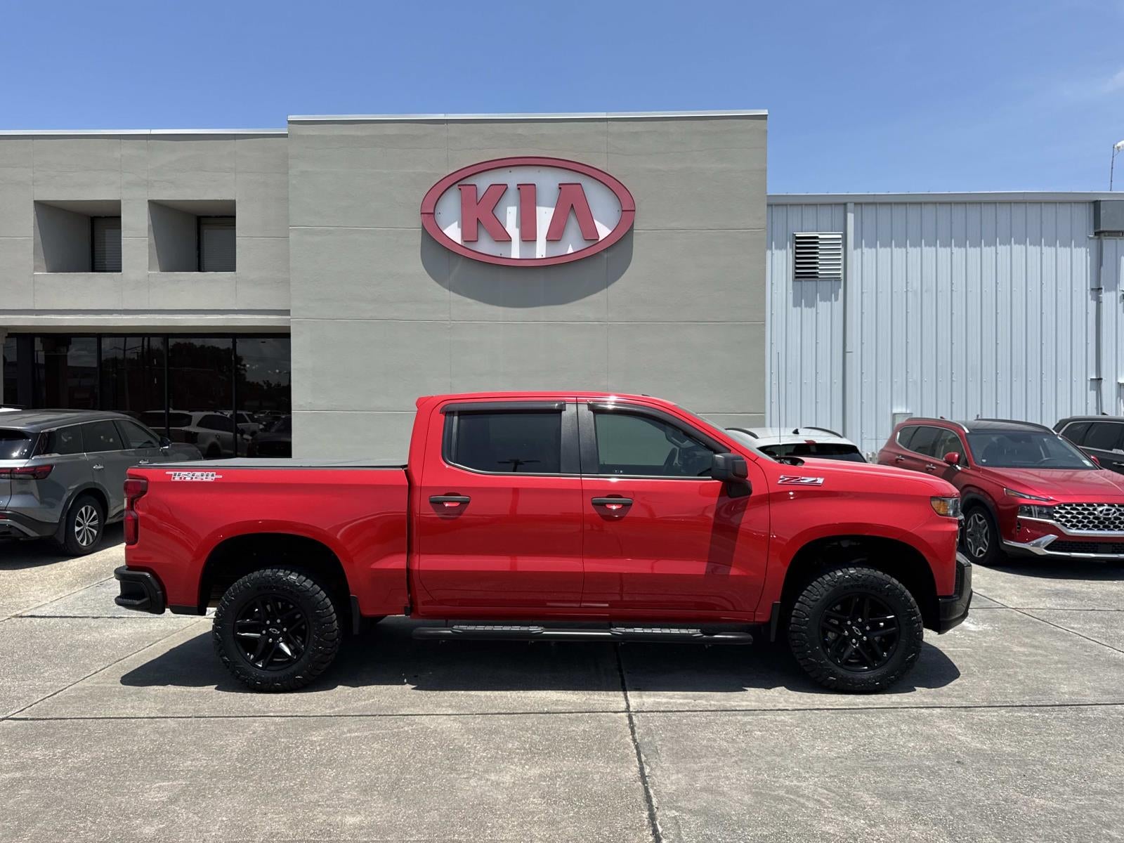 2021 Chevrolet Silverado 1500 4WD Crew Cab 147 Custom Trail Boss