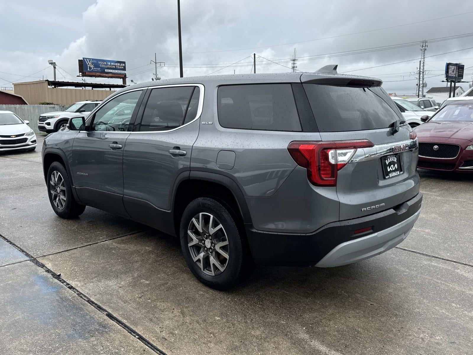 2021 GMC Acadia FWD 4dr SLE