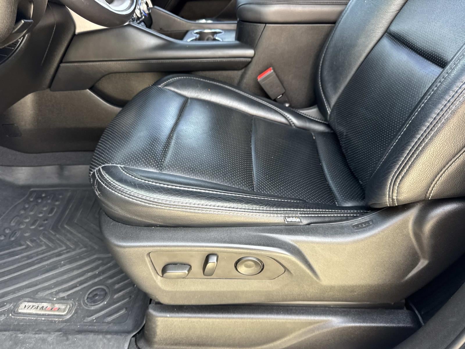 2023 GMC Yukon 2WD 4dr SLE