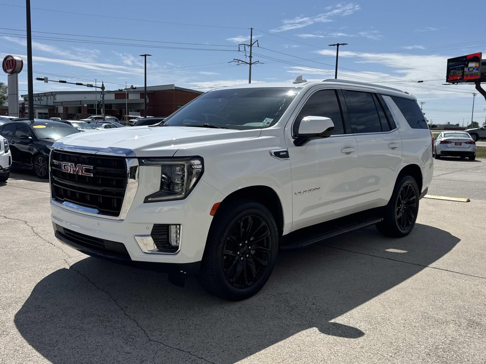 2023 GMC Yukon 2WD 4dr SLE
