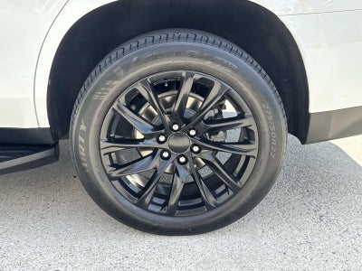 2023 GMC Yukon 2WD 4dr SLE