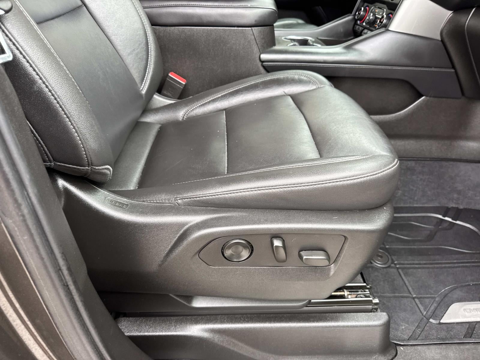 2021 Chevrolet Suburban 2WD 4dr LT