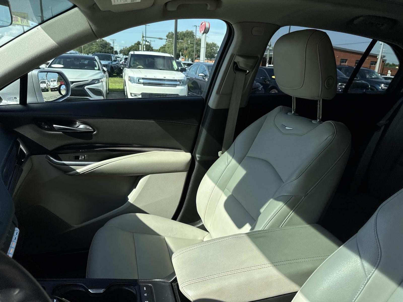 2021 Cadillac XT4 FWD 4dr Luxury