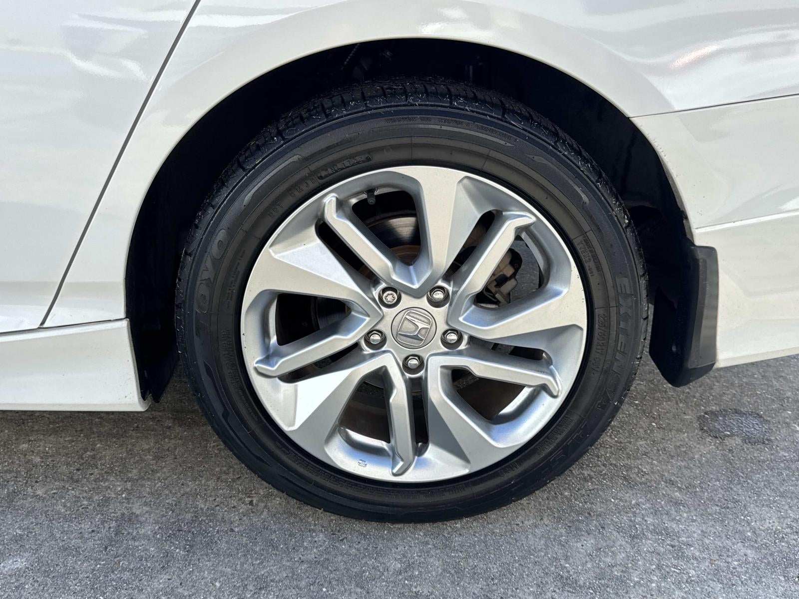 2019 Honda Accord Sedan LX 1.5T CVT