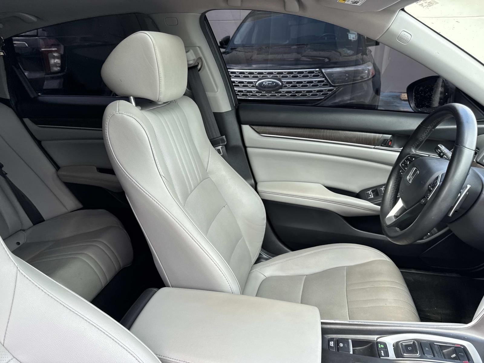 2019 Honda Accord Sedan Touring 2.0T Auto