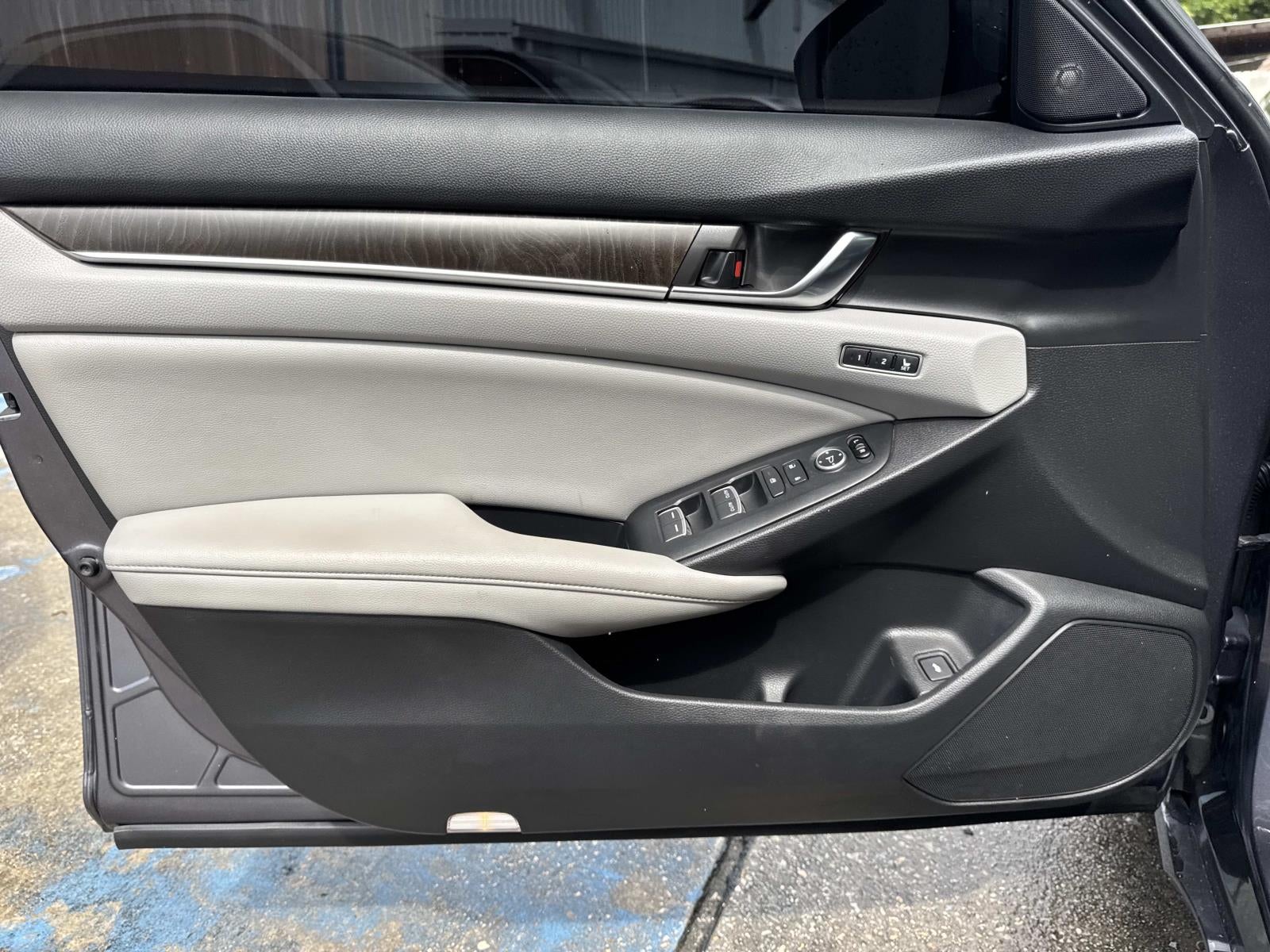 2019 Honda Accord Sedan Touring 2.0T Auto