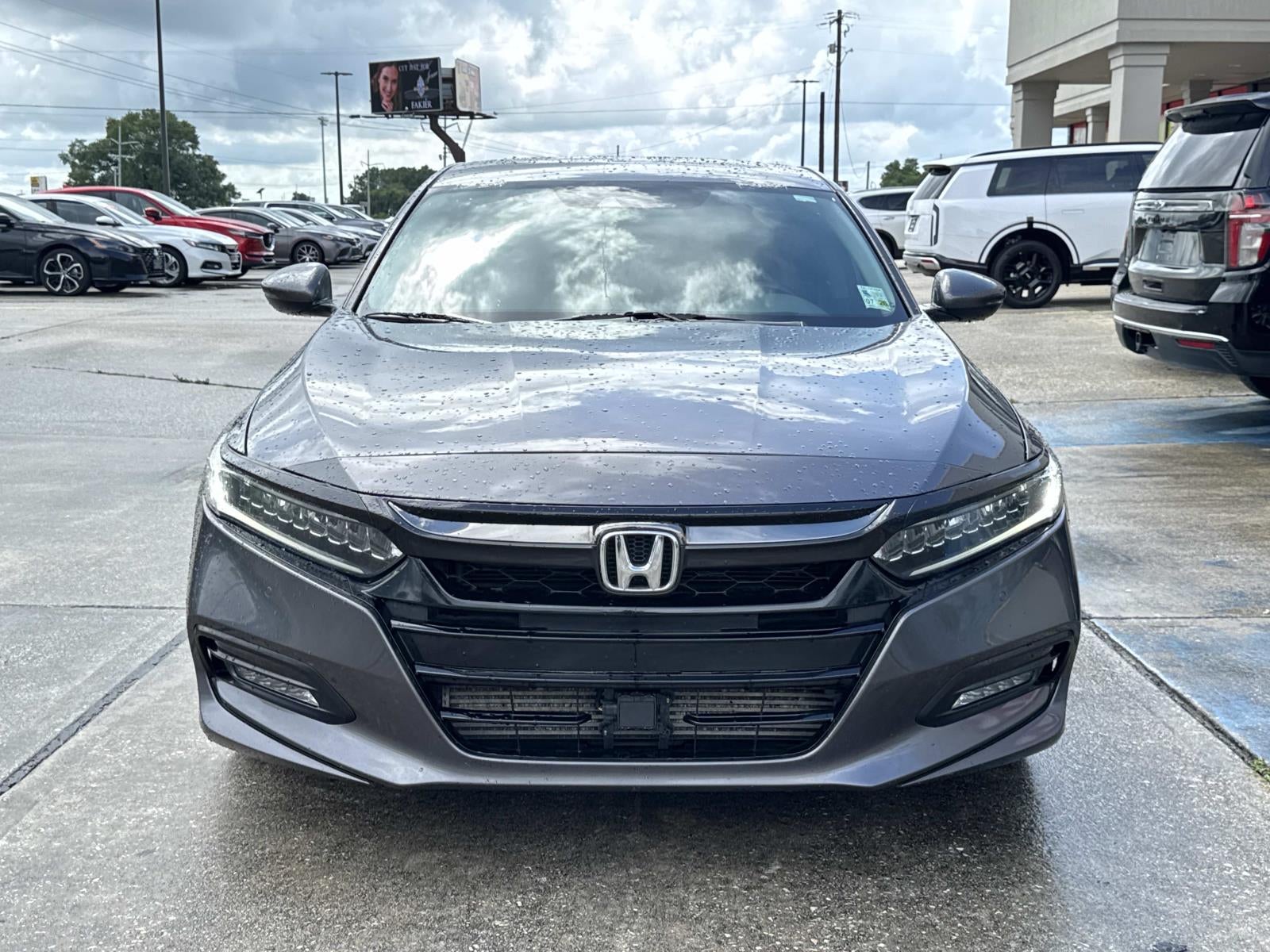 2019 Honda Accord Sedan Touring 2.0T Auto