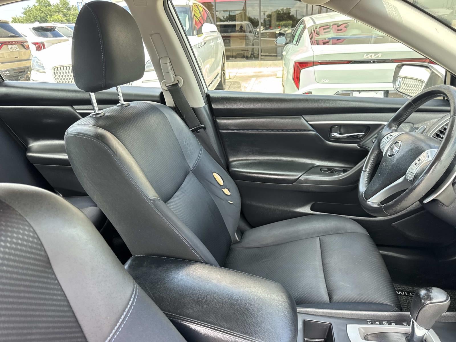 2016 Nissan Altima 4dr Sdn I4 2.5 SR