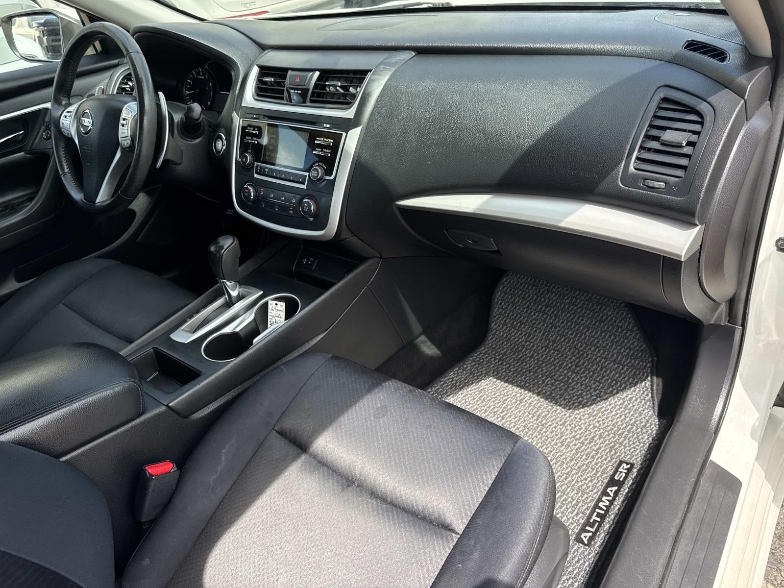 2016 Nissan Altima 4dr Sdn I4 2.5 SR